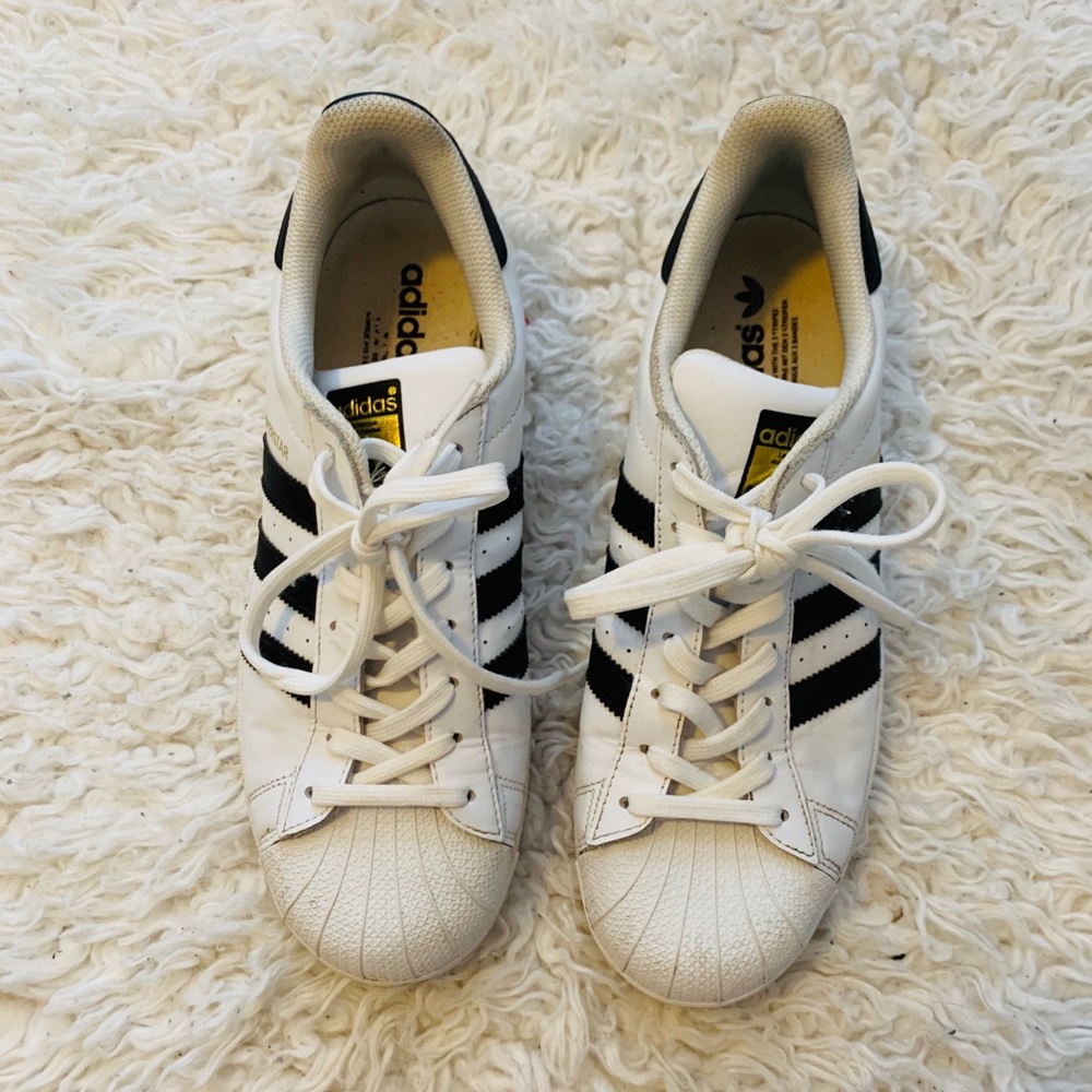 Adidas Superstar Sneakers